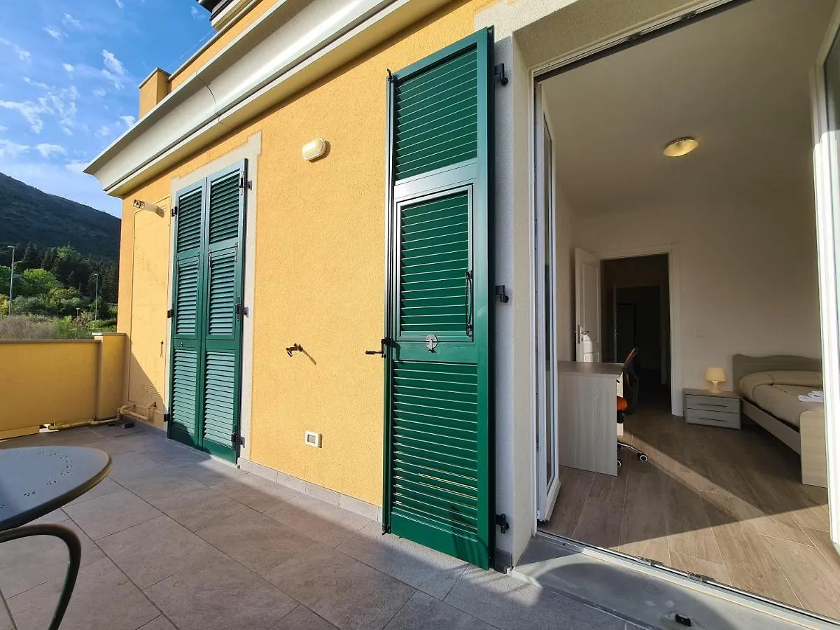 Santa Caterina Apartment Levanto 0*,
